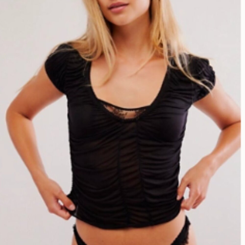 Free People On Air Cami Black Size Medium
